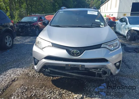 2018 Toyota Rav4 Se z USA, uszkodzony, nr VIN JTMJFREV7JJ201692